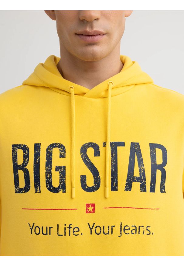 Big-Star - Bluza męska z kapturem z logo BIG STAR żółta Ashlyno 201. Okazja: na co dzień. Typ kołnierza: kaptur. Kolor: żółty. Materiał: dzianina. Styl: casual, klasyczny