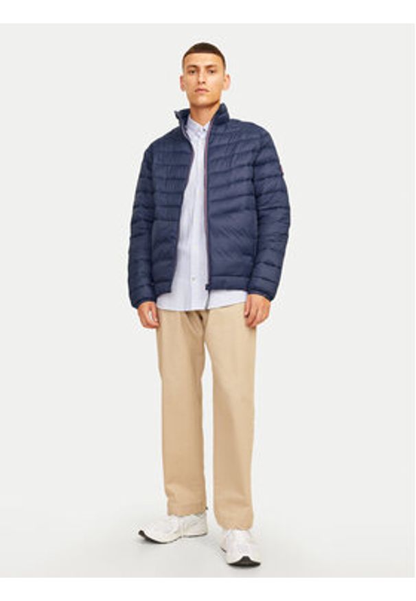 Jack & Jones Kurtka zimowa Sprint 12258444 Granatowy Regular Fit. Kolor: niebieski. Materiał: syntetyk. Sezon: zima