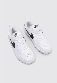 Buty do chodzenia dla dzieci Nike DV5457104. Kolor: biały. Materiał: materiał, syntetyk. Szerokość cholewki: normalna. Sport: turystyka piesza