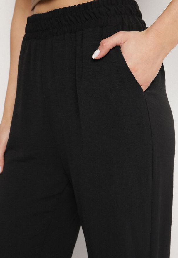 Born2be - Czarne Szerokie Spodnie z Bawełną i Wysokim Stanem Neorenna. Okazja: na co dzień. Stan: podwyższony. Kolor: czarny. Materiał: bawełna. Styl: casual