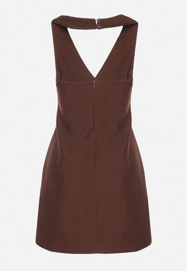 Born2be - Brązowa Rozkloszowana Sukienka z Odkrytymi Plecami Ataviela. Okazja: na co dzień. Kolor: brązowy. Typ sukienki: rozkloszowane. Styl: elegancki, casual