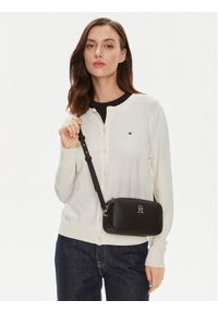 TOMMY HILFIGER - Tommy Hilfiger Torebka Th Emblem Camera Bag AW0AW15179 Czarny. Kolor: czarny. Materiał: skórzane #1