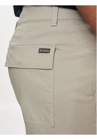 columbia - Columbia Szorty materiałowe Flex Roc™ Utility Short 2072761 Szary Regular Fit. Kolor: szary. Materiał: bawełna