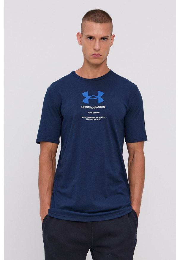 Under Armour - T-shirt. Kolor: niebieski. Materiał: dzianina. Wzór: nadruk