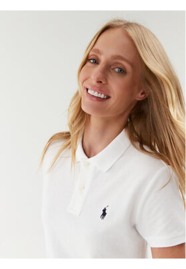 Polo Ralph Lauren Sukienka codzienna Polo Shirt Shop 211799490017 Biały Regular Fit. Okazja: na co dzień. Typ kołnierza: polo. Kolor: biały. Materiał: bawełna. Typ sukienki: proste. Styl: casual