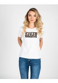 Pepe Jeans T-Shirt "Cristinas" | PL504996 | Cristinas | Kobieta | Biały. Okazja: na co dzień. Kolor: biały. Materiał: bawełna. Wzór: nadruk. Styl: casual #1