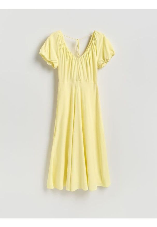 Reserved - Sukienka z wiskozą - jasnożółty. Kolor: żółty. Materiał: wiskoza. Wzór: gładki