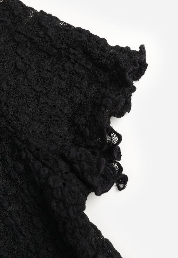 Renee - Czarne Body z Koronki z Krótkim Rękawem Dorilie. Okazja: na co dzień. Kolor: czarny. Materiał: koronka. Długość rękawa: krótki rękaw. Długość: krótkie. Wzór: koronka. Styl: casual, elegancki