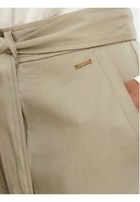 Guess Szorty materiałowe W5GD1R WG4C2 Khaki Regular Fit. Kolor: brązowy. Materiał: lyocell #2