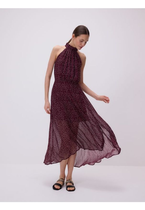 Reserved - Sukienka z dekoltem halter - wielobarwny. Typ kołnierza: dekolt halter. Materiał: tkanina. Typ sukienki: proste