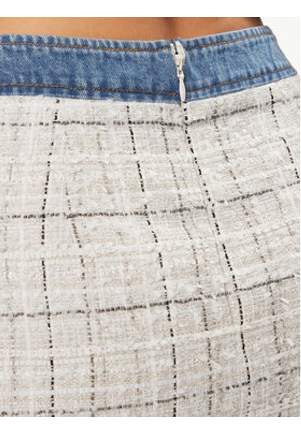 Guess Spódnica ołówkowa Natalie W4GD0L WFWW2 Biały Slim Fit. Kolor: biały. Materiał: syntetyk