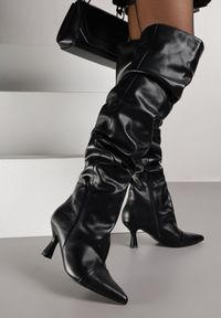 Renee - Czarne Kozaki Typu Slouchy na Szpilce Wiolina. Okazja: na imprezę. Kolor: czarny. Obcas: na szpilce. Styl: elegancki