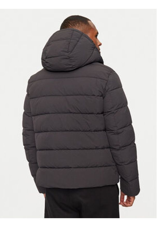 Blauer Kurtka zimowa 24WBLUC02243 Czarny Regular Fit. Kolor: czarny. Materiał: syntetyk. Sezon: zima