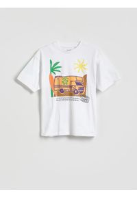 Reserved - T-shirt z nadrukiem - złamana biel. Materiał: dzianina, bawełna. Wzór: nadruk #1