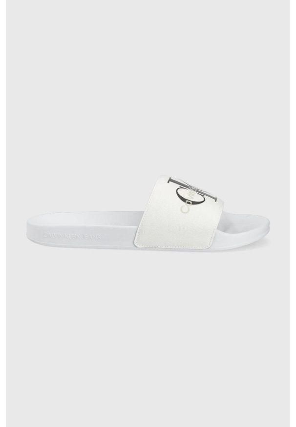 Calvin Klein Jeans klapki YM0YM00061.02S męskie kolor biały. Kolor: biały. Materiał: materiał