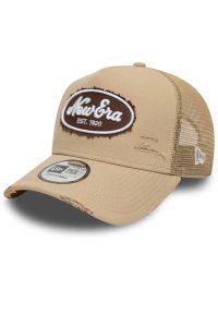 Czapka unisex New Era 9FORTY Oval Canvas Distress Trucker 60771805 - beżowa. Kolor: beżowy. Materiał: poliester, bawełna, materiał. Wzór: aplikacja, haft #1