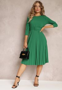 Renee - Zielona Sukienka Plisowana z Paskiem Valfe. Kolor: zielony #4
