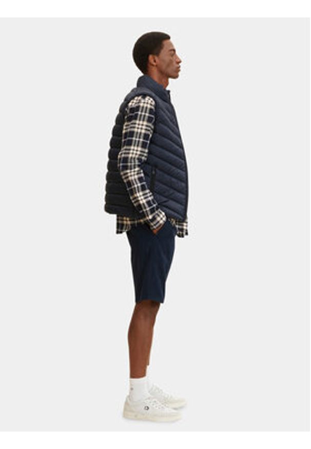 Tom Tailor Szorty materiałowe 1031441 Granatowy Regular Fit. Kolor: niebieski. Materiał: bawełna