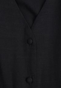 Renee - Czarna Rozkloszowana Sukienka z Bawełną i Wiskozą Ozdobiona Paskiem Amalis. Kolor: czarny. Materiał: wiskoza, bawełna. Wzór: aplikacja. Typ sukienki: rozkloszowane. Styl: elegancki #7