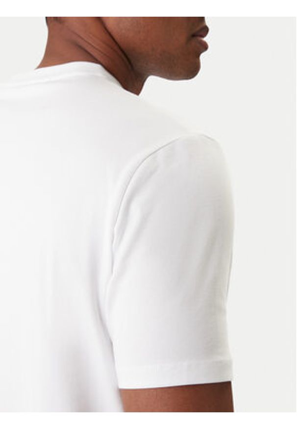 Karl Lagerfeld - KARL LAGERFELD T-Shirt 755780 561235 Biały Regular Fit. Typ kołnierza: dekolt w karo. Kolor: biały. Materiał: bawełna