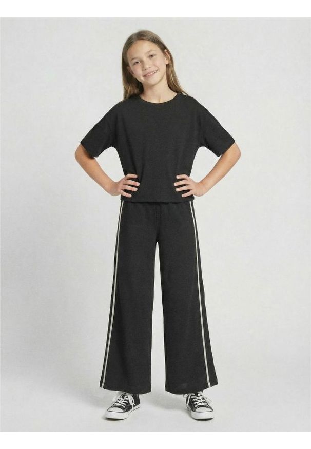 Sinsay - Spodnie z lampasem - czarny. Kolor: czarny