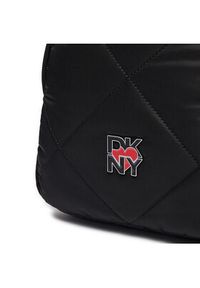 DKNY Plecak Heart Of Ny Quilted R42KEF48 Czarny. Kolor: czarny. Materiał: materiał