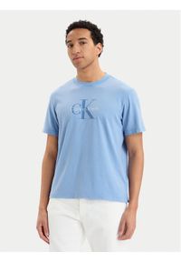 Calvin Klein Jeans T-Shirt SS 20S LV04RG832G Niebieski jasny Regular Fit. Kolor: niebieski. Materiał: bawełna #1