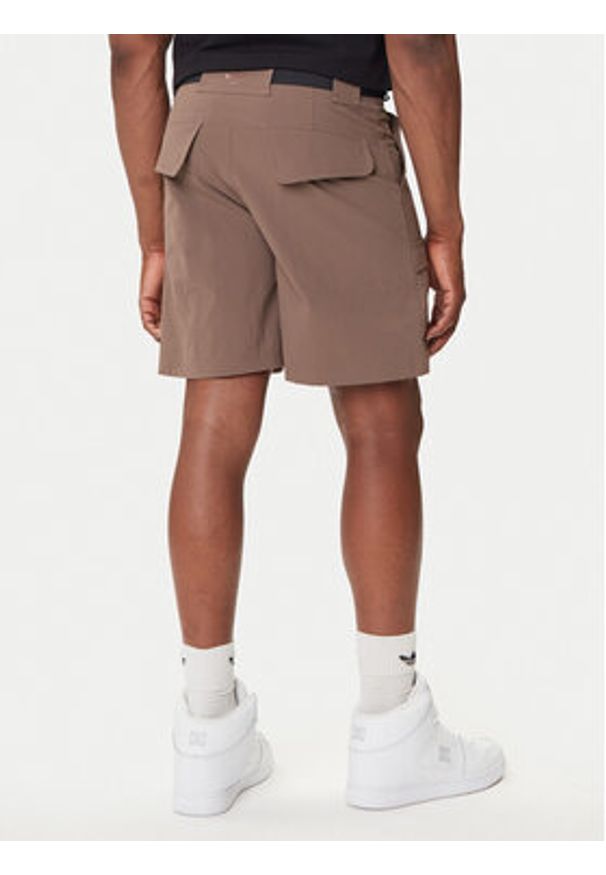 Adidas - adidas Szorty materiałowe Premium Essentials Utility Cargo JW1081 Brązowy Loose Fit. Kolor: brązowy. Materiał: syntetyk