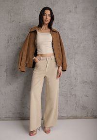 Renee - Beżowy Top z Wiskozy na Podwójnych Ramiączkach Indrea. Okazja: na co dzień. Kolor: beżowy. Materiał: wiskoza. Długość rękawa: na ramiączkach. Styl: casual, klasyczny #5