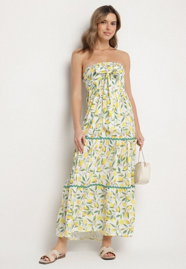 Born2be - Biała Sukienka w Cytryny z Kokardą Galadessa. Okazja: na randkę, na co dzień. Typ kołnierza: kokarda. Kolor: biały. Sezon: lato. Styl: casual, elegancki