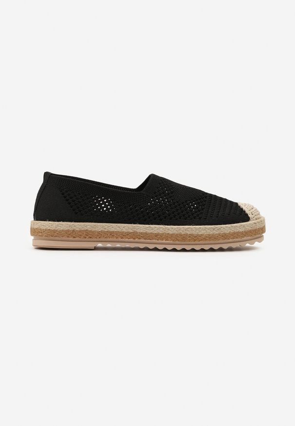 Born2be - Czarne Espadryle z Ażurową Cholewką i Plecionką na Podeszwie oraz Nosku Thalessia. Kolor: czarny. Szerokość cholewki: normalna. Wzór: ażurowy. Sezon: lato