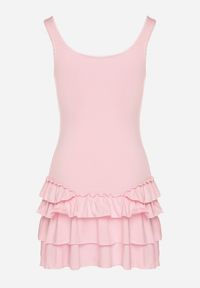 Born2be - Różowa Sukienka z Wiskozą Ozdobiona Falbankami Ovinia. Okazja: na co dzień. Typ kołnierza: kołnierz z falbankami. Kolor: różowy. Materiał: wiskoza. Długość rękawa: na ramiączkach. Wzór: aplikacja. Styl: casual #7