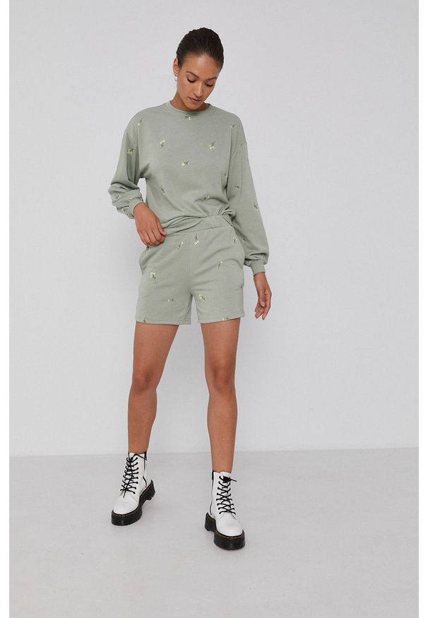Vero Moda - Szorty. Okazja: na co dzień. Kolor: zielony. Materiał: dzianina. Wzór: haft. Styl: casual