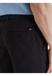 TOMMY HILFIGER - Tommy Hilfiger Szorty materiałowe Denton MW0MW42349 Czarny Slim Fit. Kolor: czarny. Materiał: bawełna #4