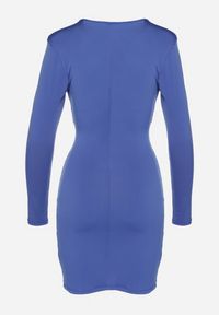 Born2be - Niebieska Sukienka Ozdobiona Marszczeniem z Usztywnionymi Ramionami Leatheris. Okazja: na co dzień. Typ kołnierza: dekolt w kształcie V. Kolor: niebieski. Materiał: skóra. Długość rękawa: długi rękaw. Wzór: aplikacja. Typ sukienki: proste. Styl: casual #7