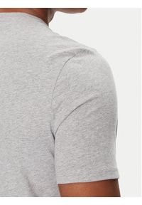 Guess Jeans T-Shirt M5YI29 K8HM0 Szary Slim Fit. Kolor: szary. Materiał: bawełna