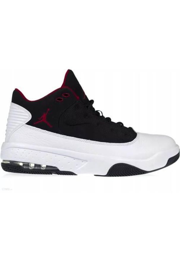 Buty do chodzenia męskie Nike Jordan Max Aura 2. Zapięcie: sznurówki. Kolor: biały, wielokolorowy. Materiał: guma, skóra, tkanina, materiał, syntetyk. Szerokość cholewki: normalna. Sport: turystyka piesza