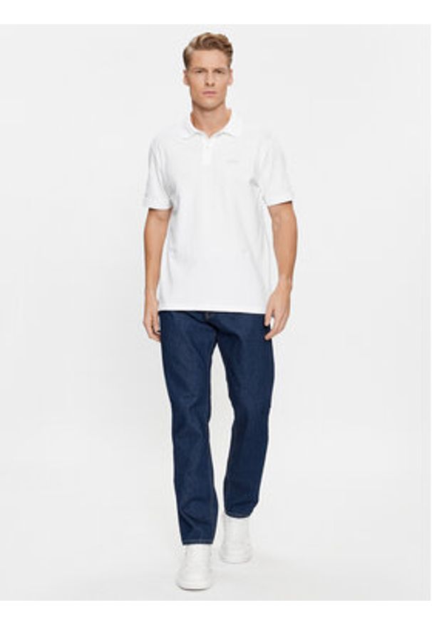 GAP - Gap Polo 586306-05 Biały Regular Fit. Typ kołnierza: polo. Kolor: biały. Materiał: bawełna