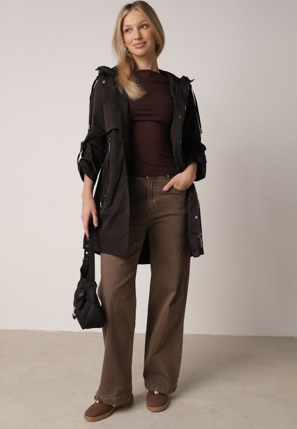 Born2be - Czarna Przejściowa Kurtka Parka z Kapturem i Podwijanymi Rękawami Tinarose. Okazja: na co dzień, na spacer. Typ kołnierza: kaptur. Kolor: czarny. Materiał: jeans, dresówka. Styl: casual