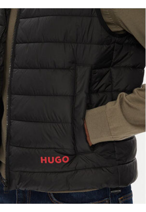 Hugo - HUGO Kamizelka Brentino2521 50544544 Czarny Regular Fit. Kolor: czarny. Materiał: syntetyk