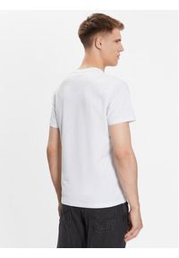 Pepe Jeans T-Shirt Oldwive PM508942 Biały Regular Fit. Kolor: biały. Materiał: bawełna