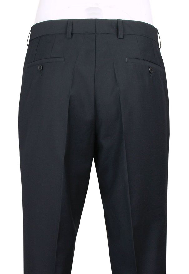 Męski, Taliowany Garnitur (Wesele, Studniówka) - Casino - Czarny. Kolor: czarny. Materiał: wiskoza, poliester. Wzór: gładki