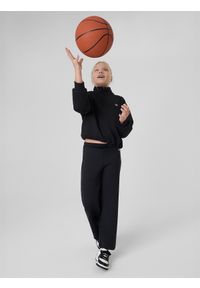 4f - 4F Spodnie sportowe z prostymi nogawkami dziewczęce - czarne 134/140 (8-10 lat). Kolor: czarny. Materiał: dzianina, materiał. Sezon: lato #1