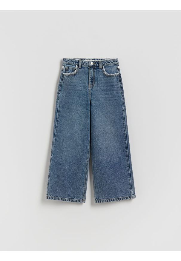 Reserved - Jeansy super wide leg z koronką - granatowy. Kolor: niebieski. Wzór: koronka