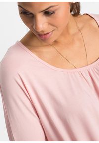 bonprix - Bluzka oversize z mieszanki wiskozy. Kolor: różowy. Materiał: wiskoza