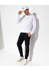 Versace Jeans Couture - VERSACE JEANS COUTURE - Biała bluza z logo. Kolor: biały. Materiał: bawełna. Długość rękawa: długi rękaw. Długość: długie