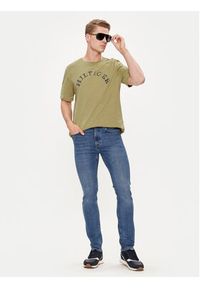TOMMY HILFIGER - Tommy Hilfiger T-Shirt Arched MW0MW34432 Zielony Regular Fit. Kolor: zielony. Materiał: bawełna #4