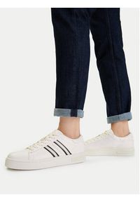 Armani Exchange Sneakersy XW002231 AF21421 M0017 Biały. Kolor: biały. Materiał: skóra #2