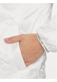 Tommy Jeans Kurtka przejściowa DW0DW17242 Biały Regular Fit. Kolor: biały. Materiał: syntetyk #5