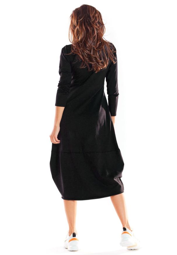 Infinite You - Bawełniana sukienka dopasowana góra i obszerny dół czarna. Okazja: na co dzień. Kolor: czarny. Materiał: bawełna. Styl: casual